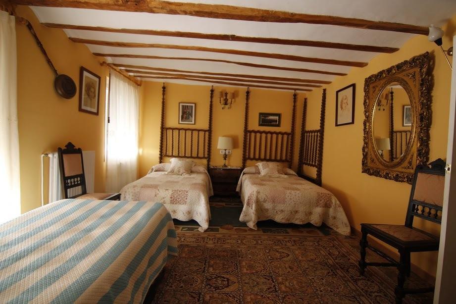 Отель Casa Victoria Сируэнья Номер фото